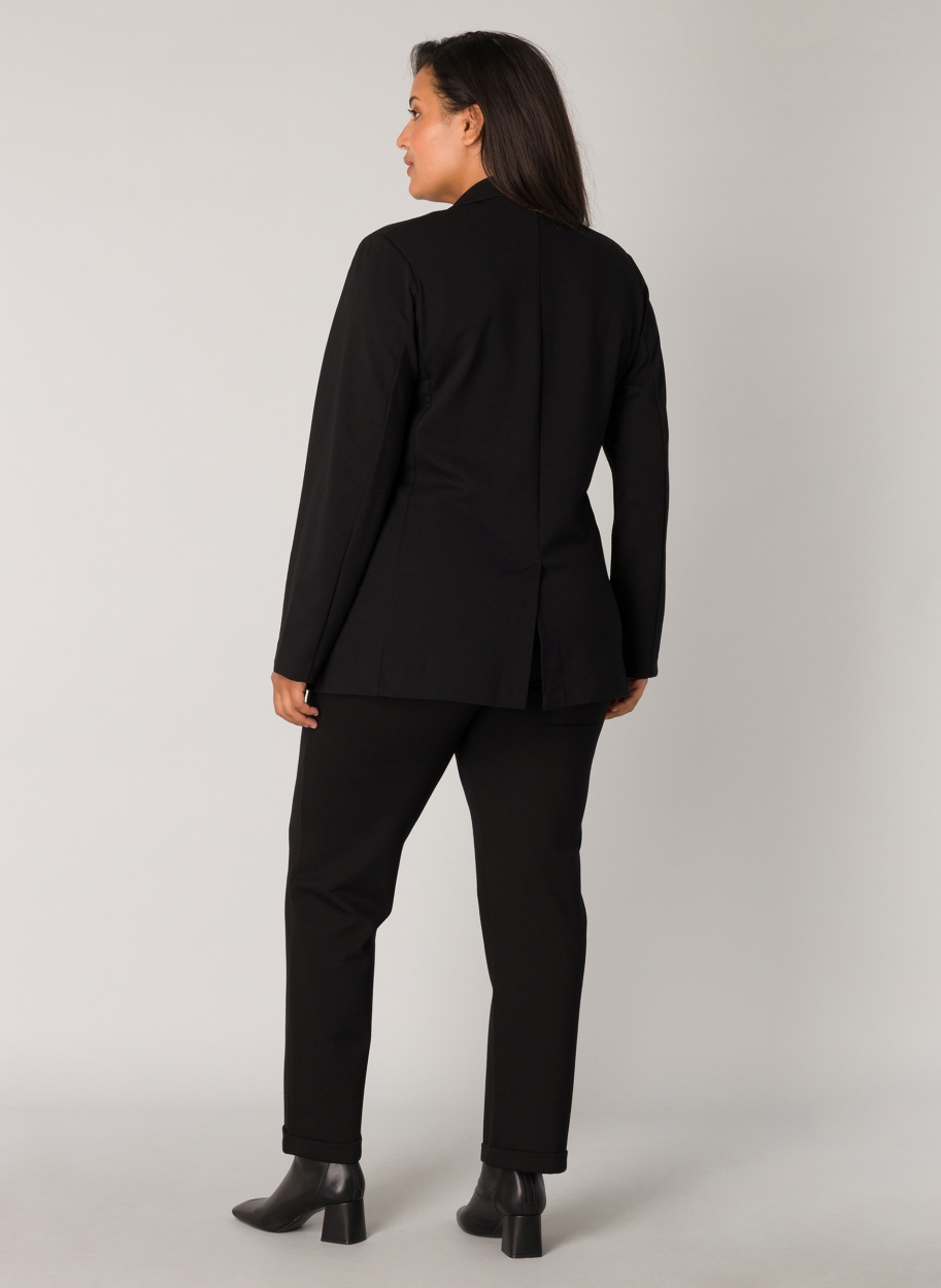 czarna marynarka plus size