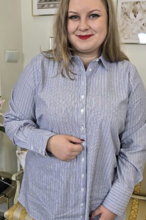 DAMSKA KOSZULA PLUS SIZE z błyszczącymi aplikacjami