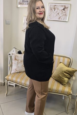 DAMSKI SWETEREK ROZPINANY PLUS SIZE marki SOPHIA CURVY