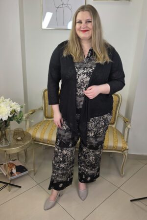 DWUCZĘŚCIOWY KOMPLET PLUS SIZE BLUZECZKA I SPODNIE WE WZORY