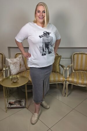 BAWEŁNIANY DAMSKI T-SHIRT PLUS SIZE z modną aplikacją