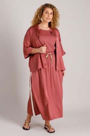 Dwuczęściowy komplet wiskozowy bluzka i spódnica plus size – w zestawie taniej!